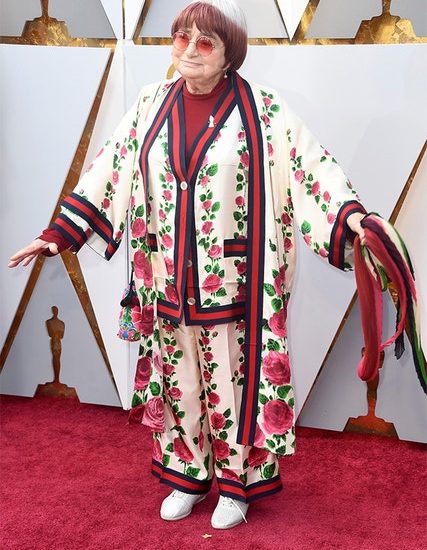 Mit 89 Jahren ist die feministische französische Regisseurin Agnes Varda eine der ältesten Oscar-Nominierten ("Call Me By Your Name"-Drehbuchautor James Ivory ist der andere). Außerdem ist sie auch eine der stilvollsten Oscar-Nominierungen im Gucci-Schlafanzug.