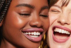 fashion news moschino hugo zara larsson urban outfitters beauty