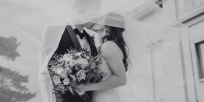 Hochzeits-Trends 2025: Stil, Locations und Hochzeitsanzüge für den perfekten Tag